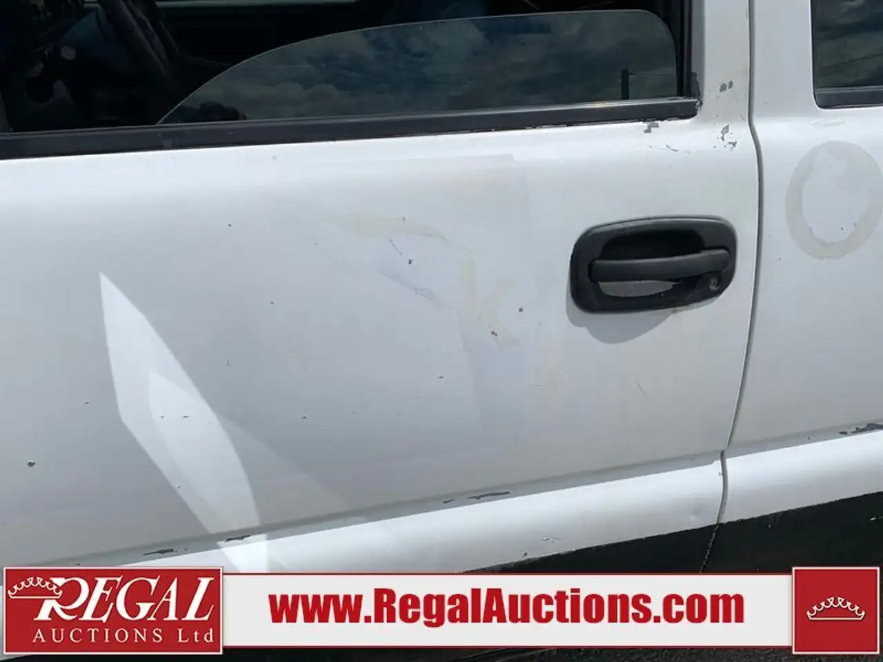 Chevrolet Silverado 3500 photo Chevrolet Silverado 3500