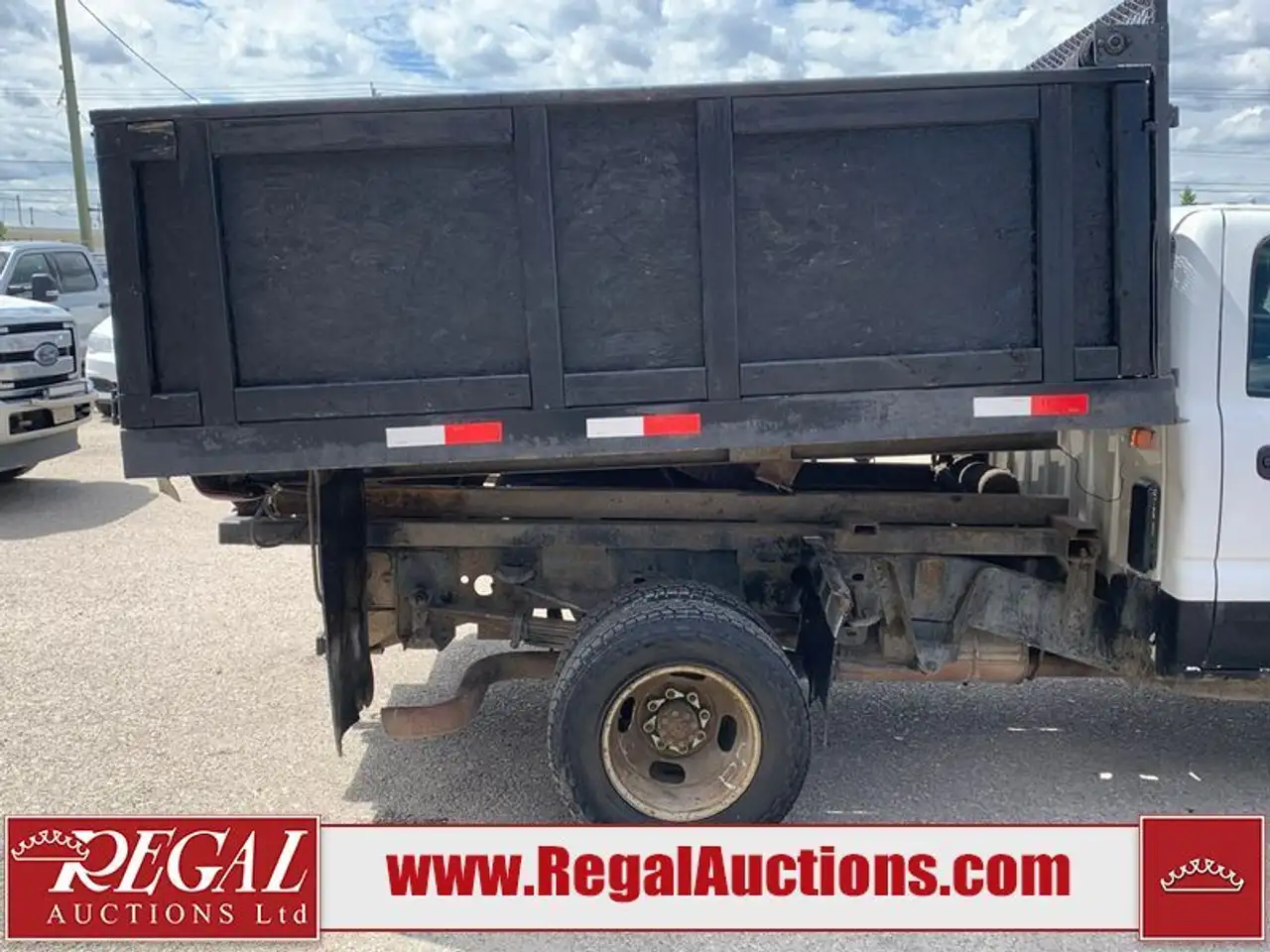 Chevrolet Silverado 3500 photo Chevrolet Silverado 3500