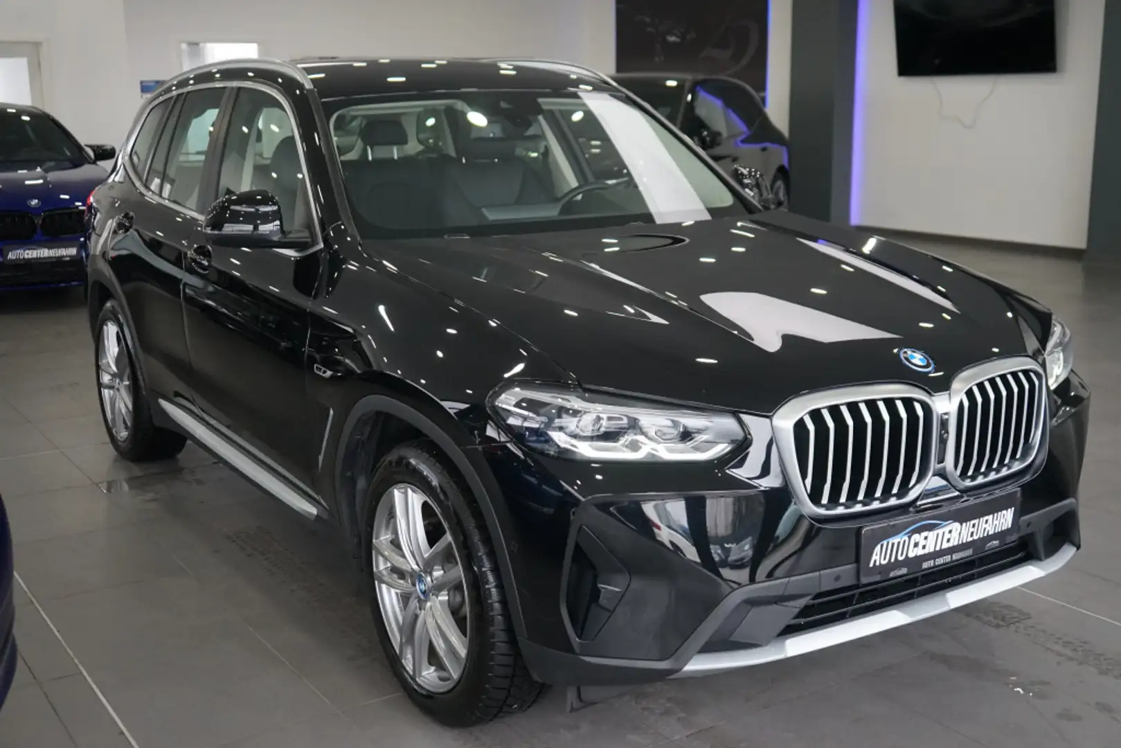 BMW X3 xDrive 30 Hybrid+360° KAMERA+VOLL LEDER+NAVI+ Schwarz - 1