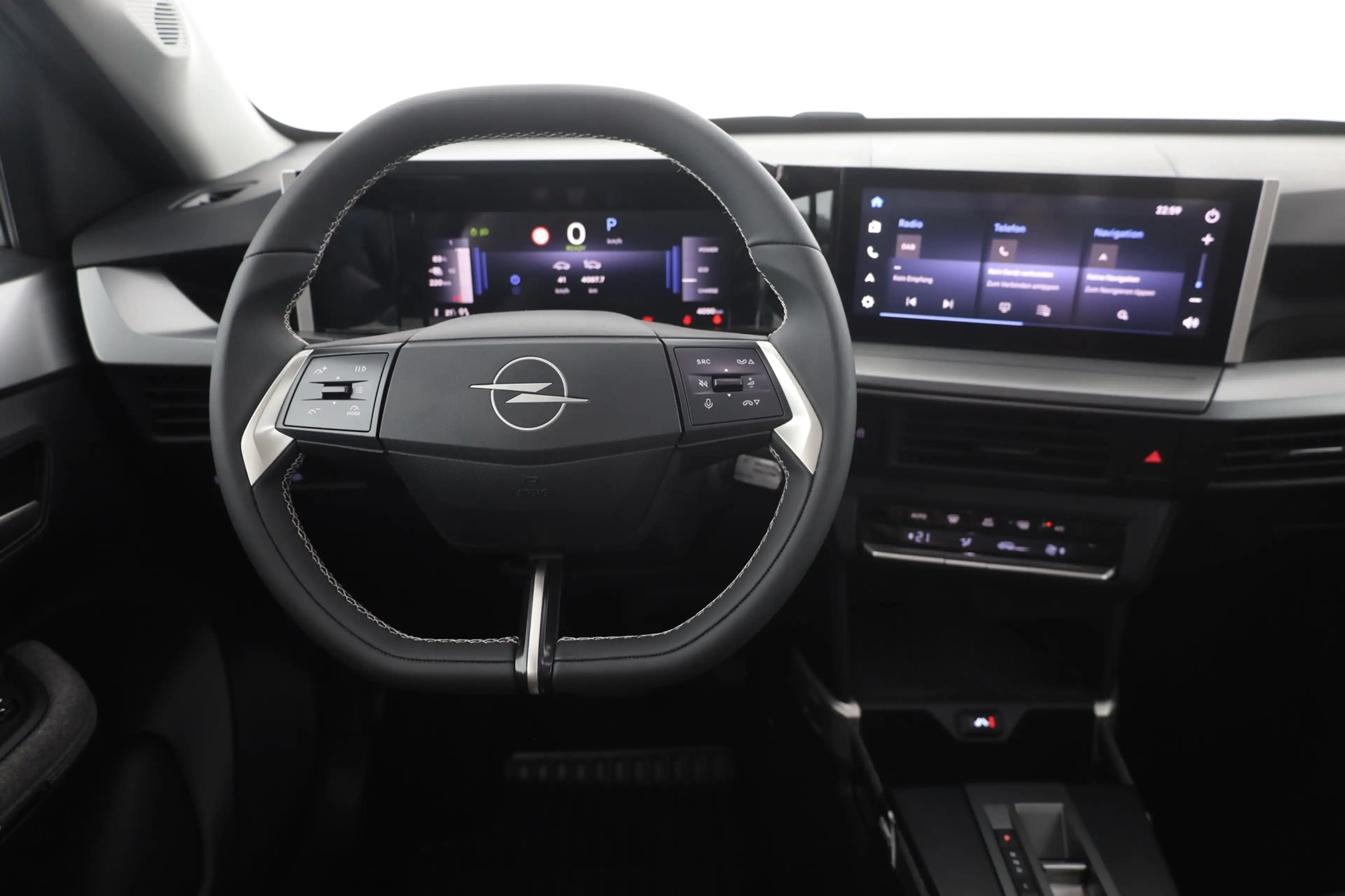 Opel Frontera GS Electric 80kWh Aut. LED Navi Kamera — photo 10