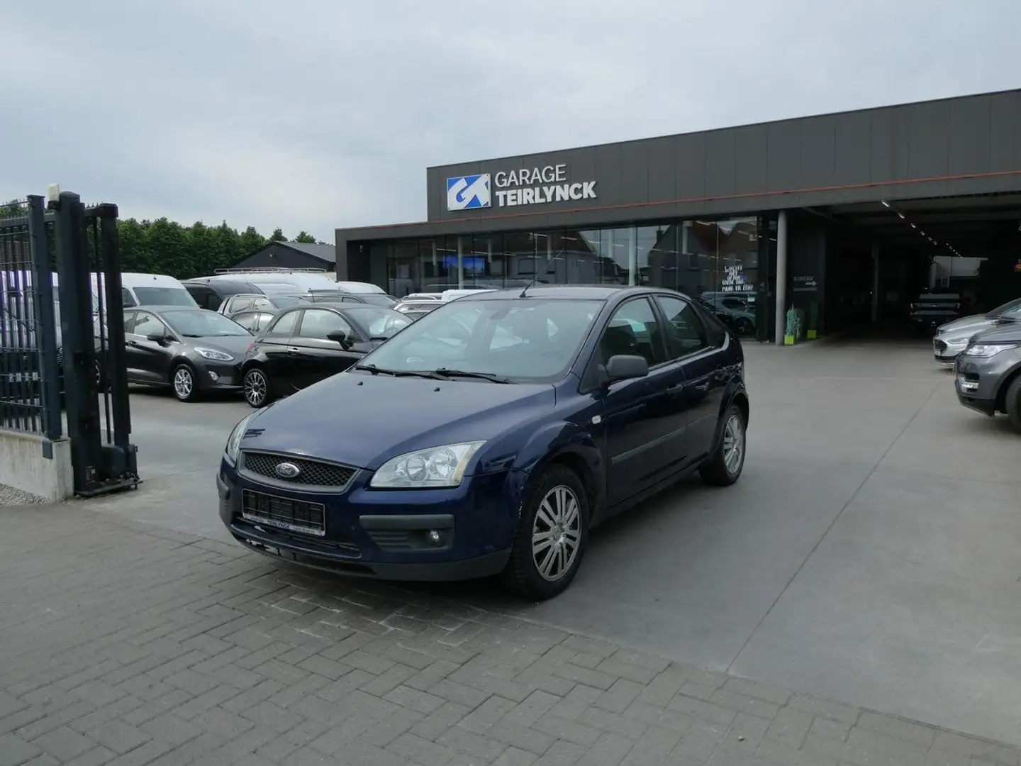 Ford Focus 5d 1.6 TDCi 110pk Business '06 garantie (57870) Bleu - 1