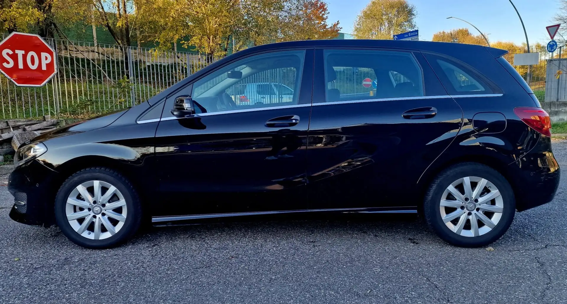 Mercedes-Benz B 160 SPORT AUTOMATICA Noir - 2
