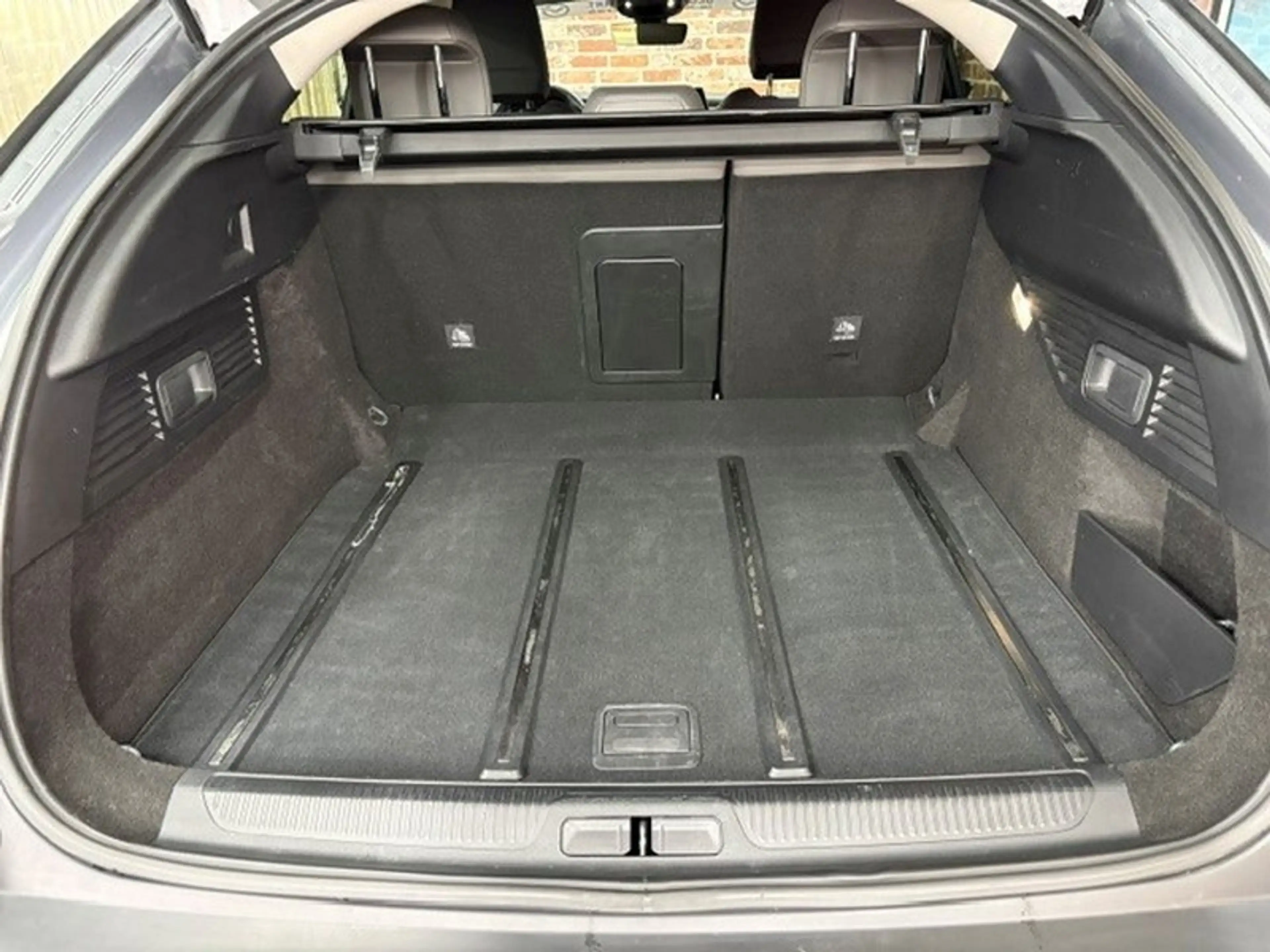 Citroen C5 X C5 X 131cv Auto PLUS Cuir/Nav/ClimA/LED/HUD — photo 7