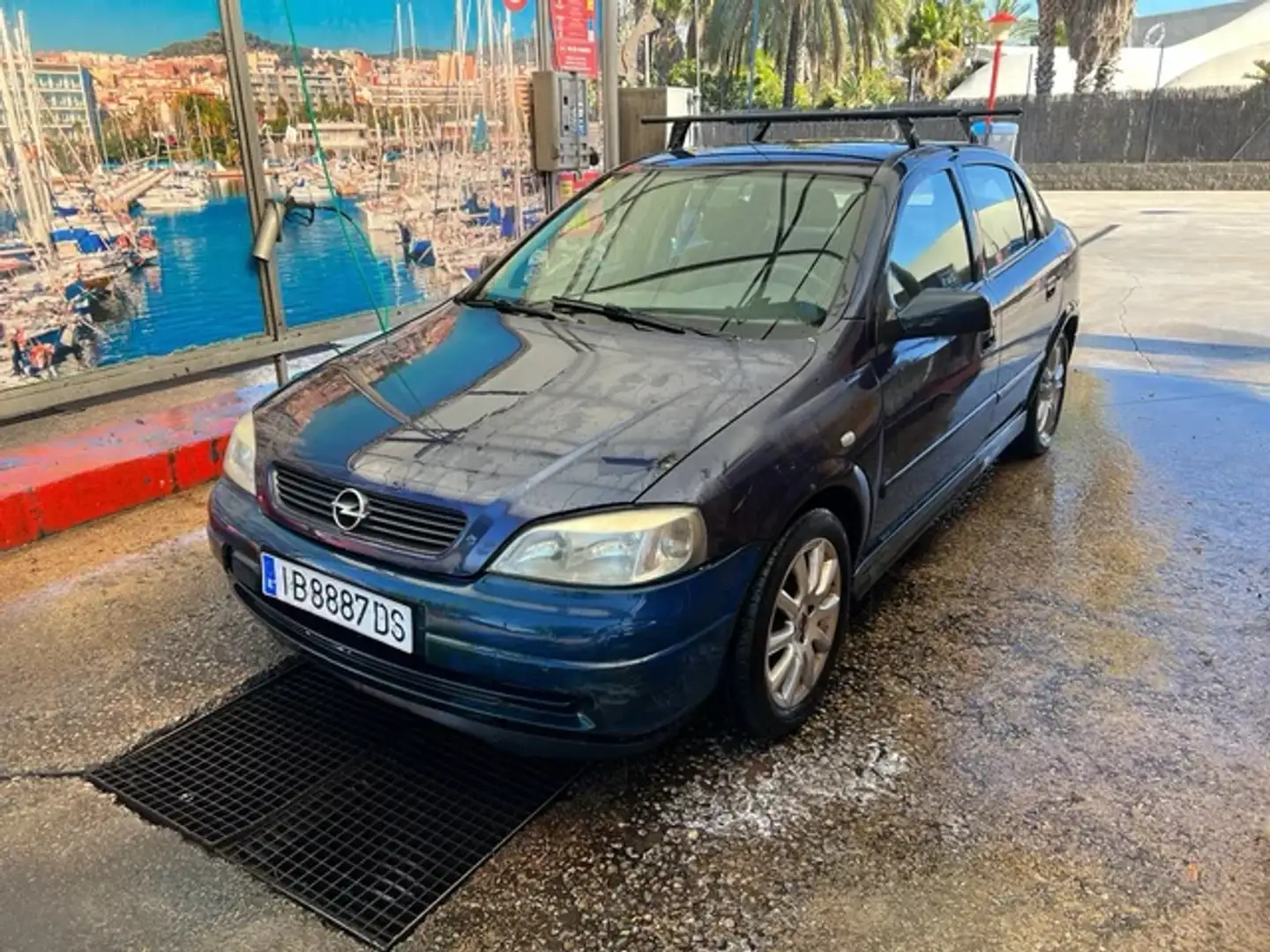 Opel Astra 1.6 16v Comfort Negro - 1