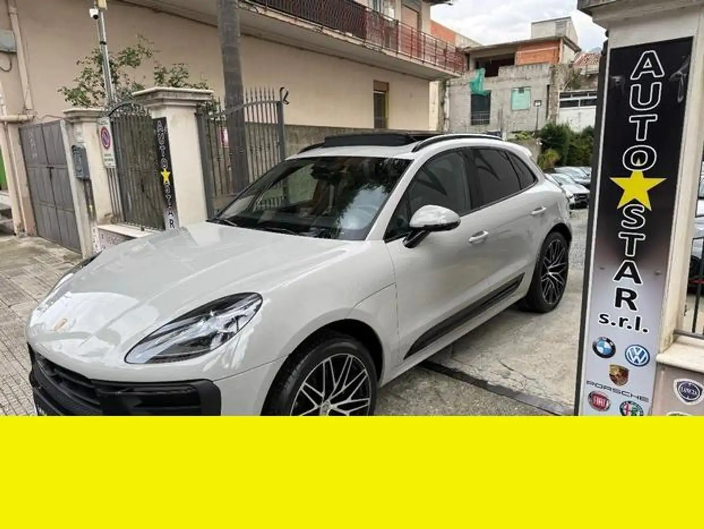 Porsche Macan - 2