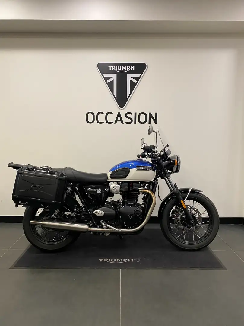Triumph Bonneville T100 - 1