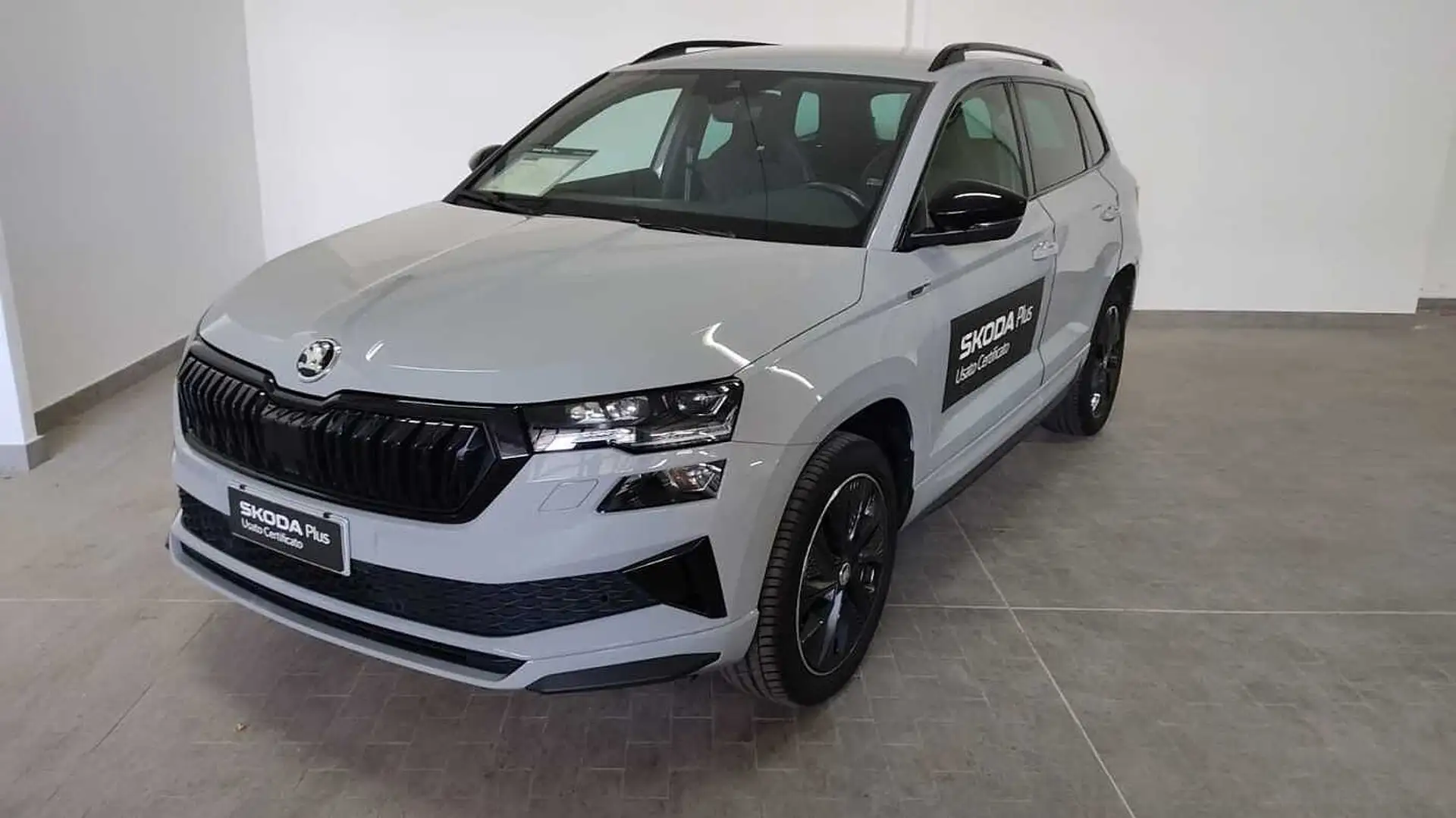 Skoda Karoq 2.0 TDI EVO SCR 115 CV DSG SportLine Wit - 2