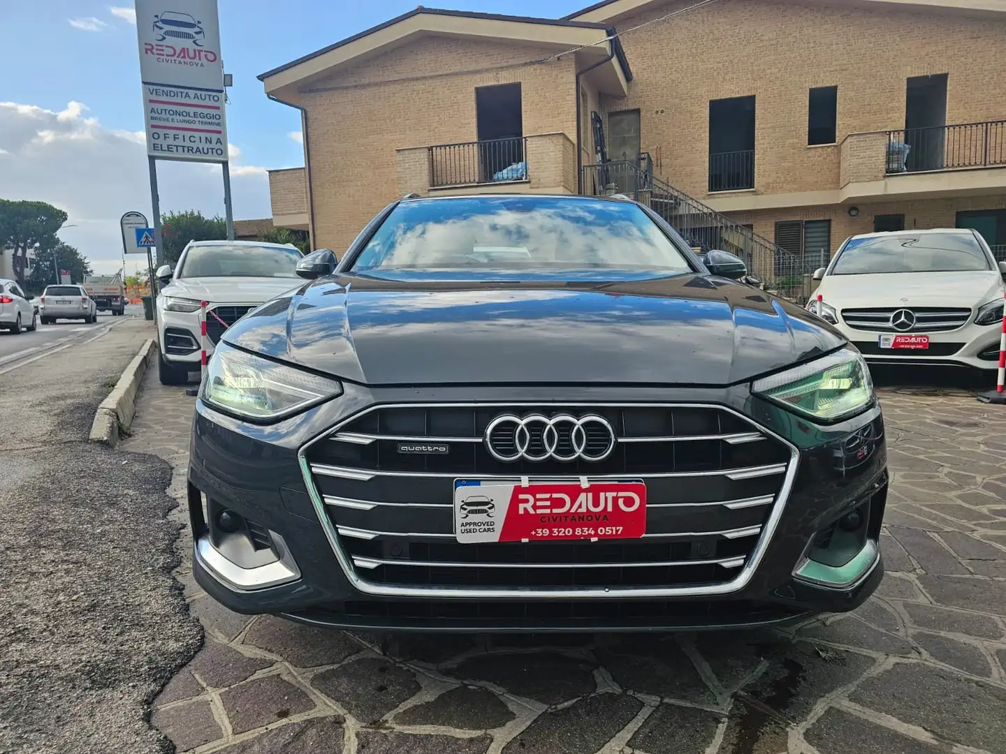 Audi A4 A4 Avant 40 2.0 tdi Advanced quattro204cv s-tronic Gris - 2