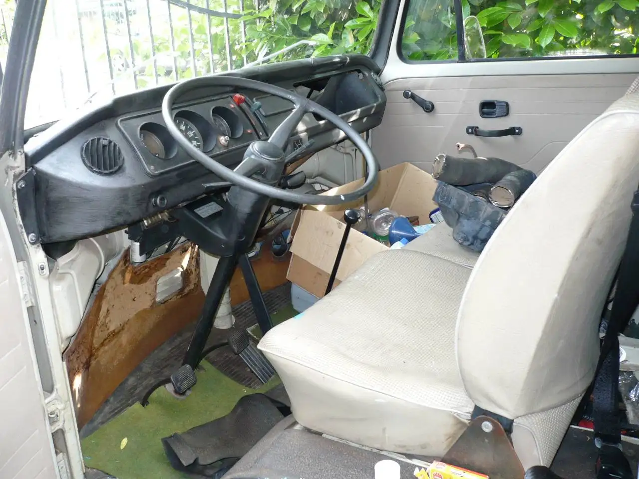 Volkswagen T2 De Luxe, foto 2