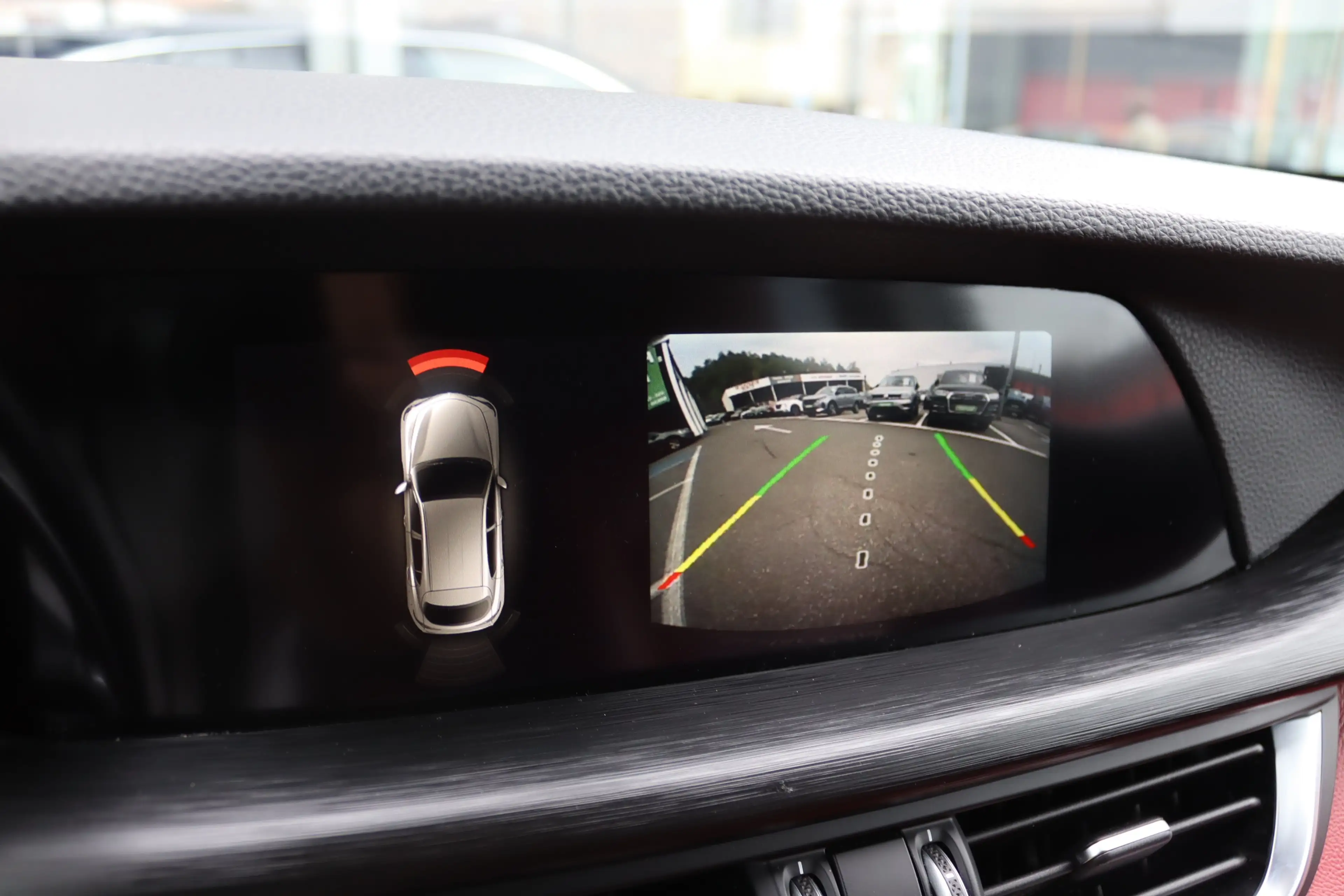 Alfa Romeo Stelvio 2.2JTD 150CV CUIR GPS CAMERA DISTRO XENON — photo 14