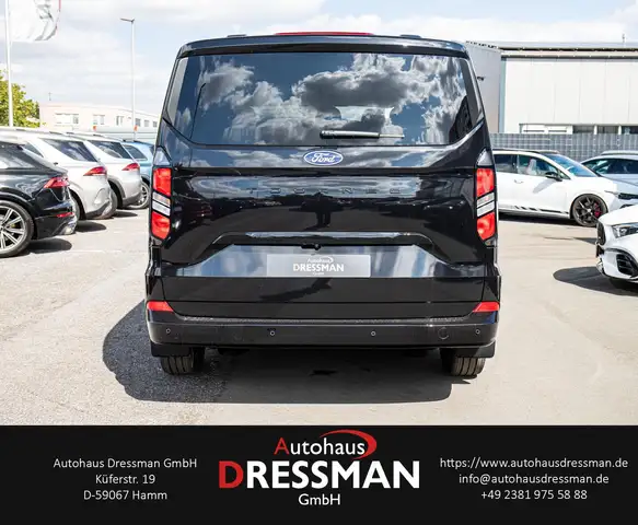 Ford Tourneo Custom view 5