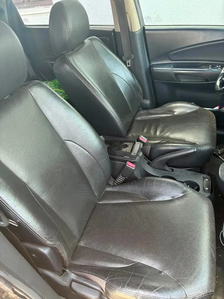 Hyundai TUCSON 4x4. 5place