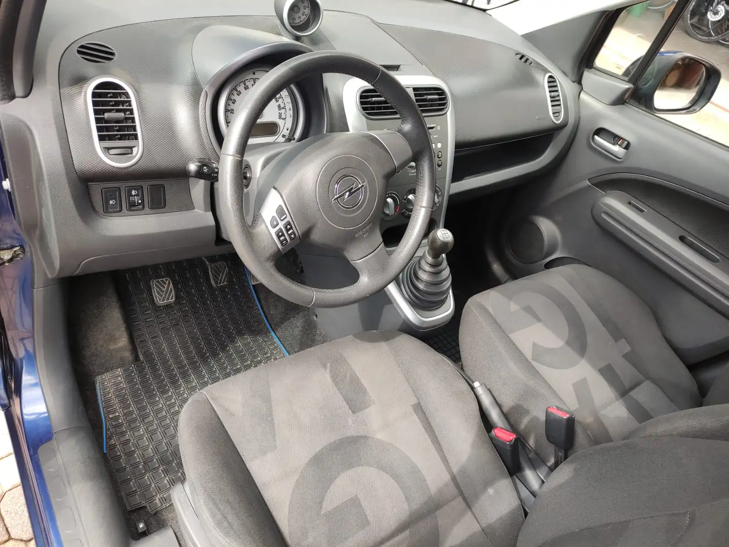Opel Agila Agila 1,2 Edition Edition Blau - 1