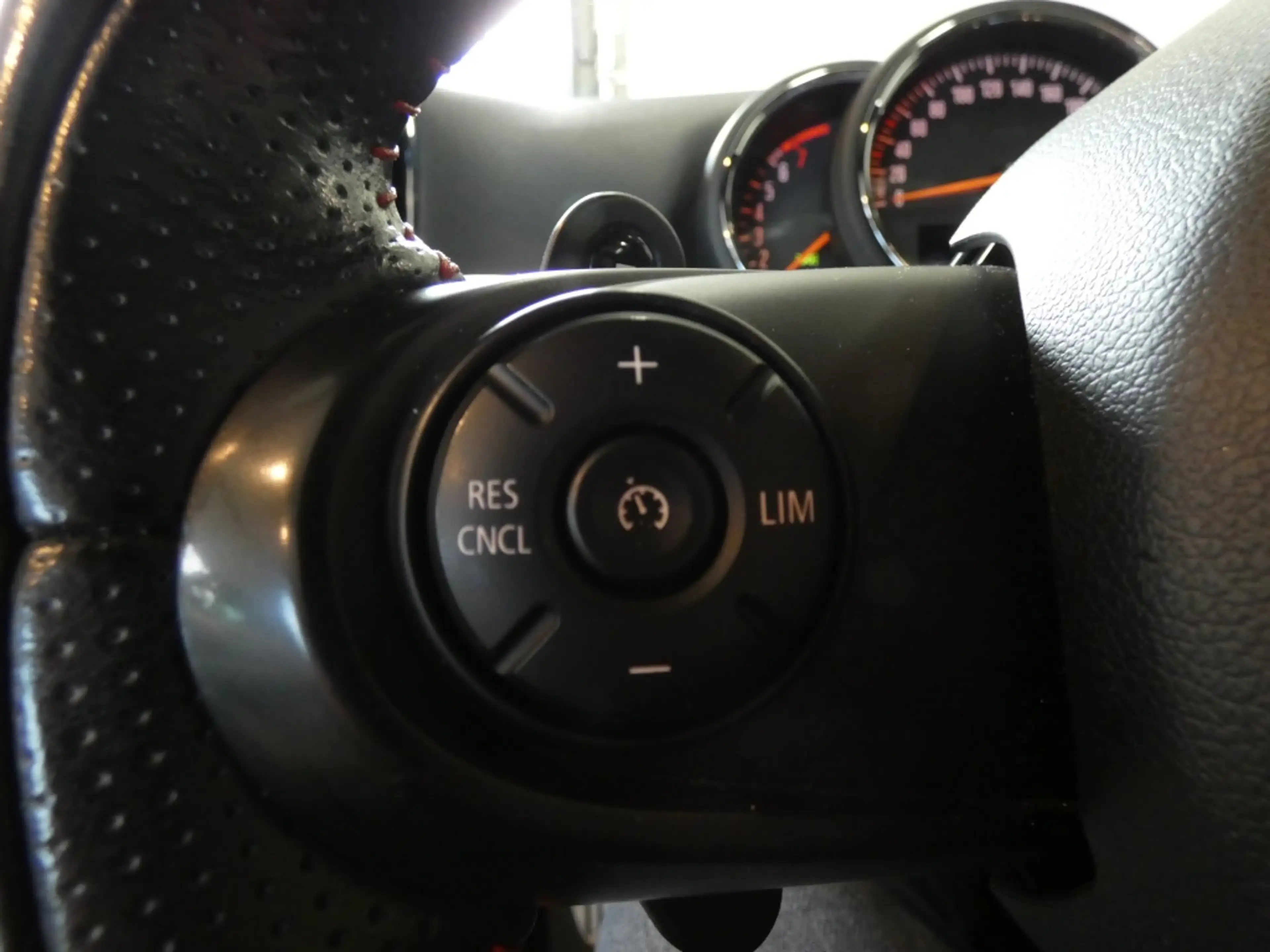 MINI Others Countryman 2.0 Co.S ALL4 Chili — photo 13