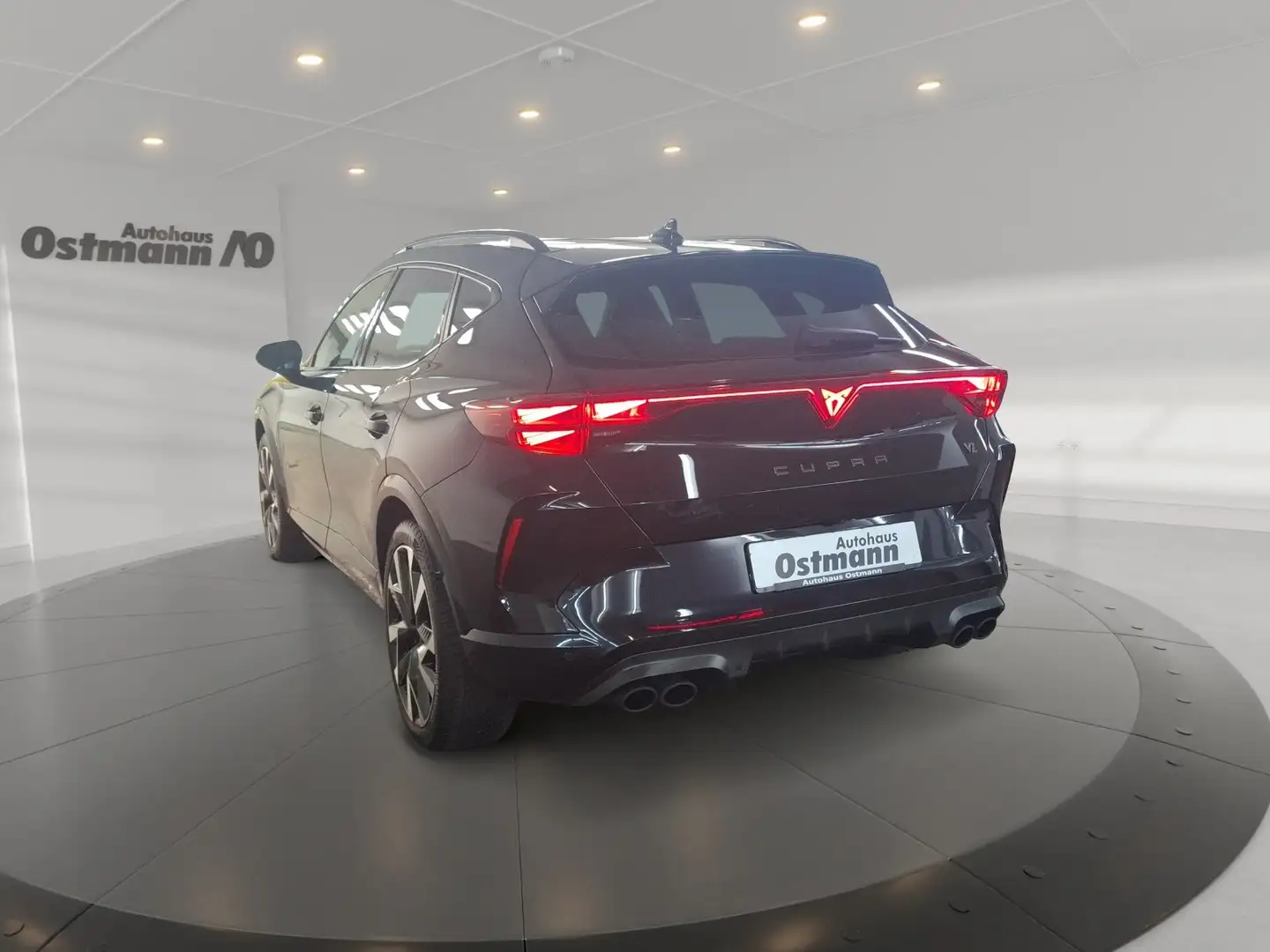 CUPRA Formentor 2.0 TSI 4Drive VZ W ACC AHK AUT Kam. Schwarz - 2