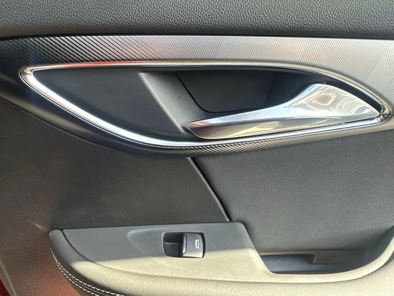 Buick Envision снимка Buick Envision
