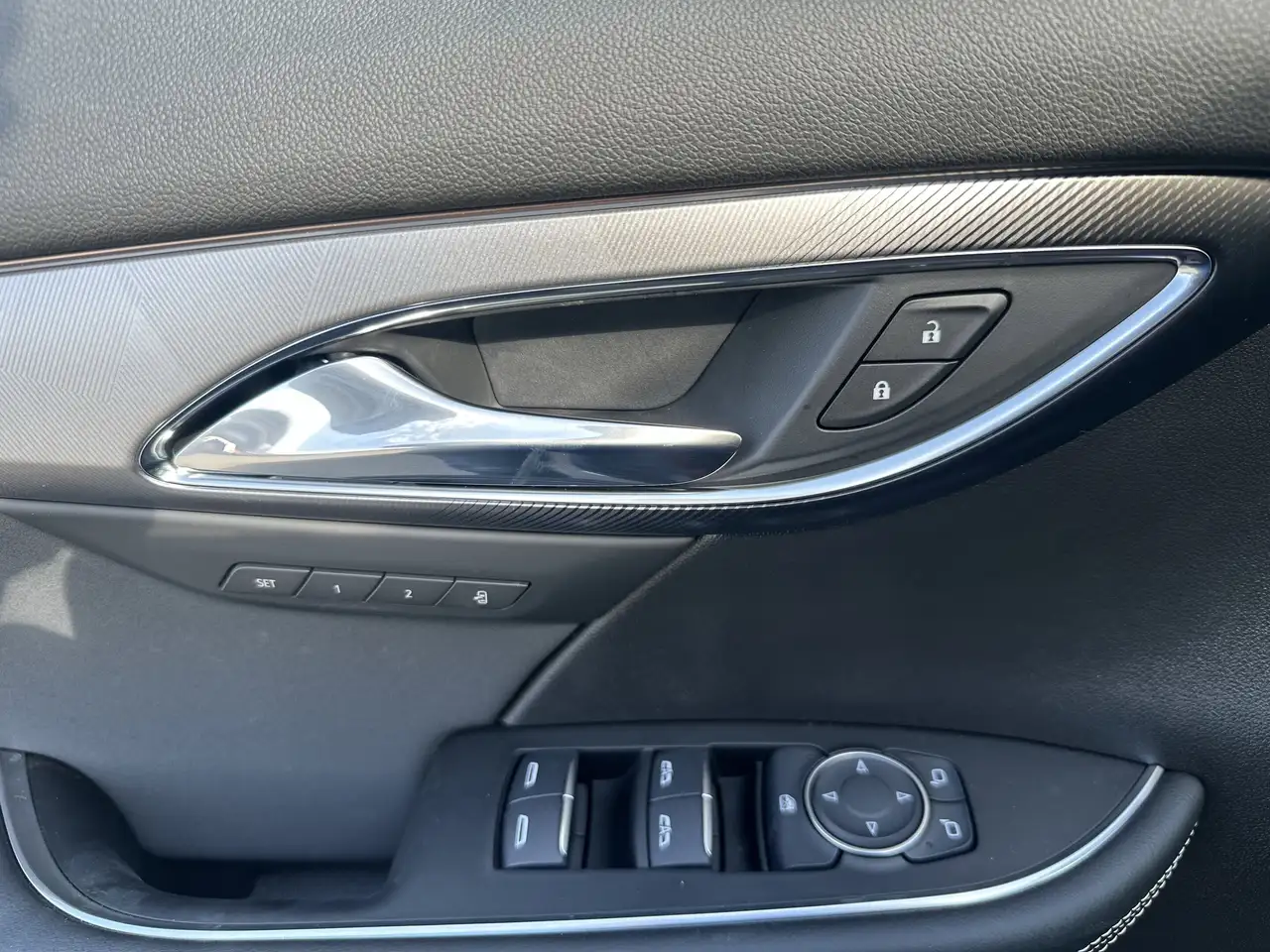 Buick Envision снимка Buick Envision