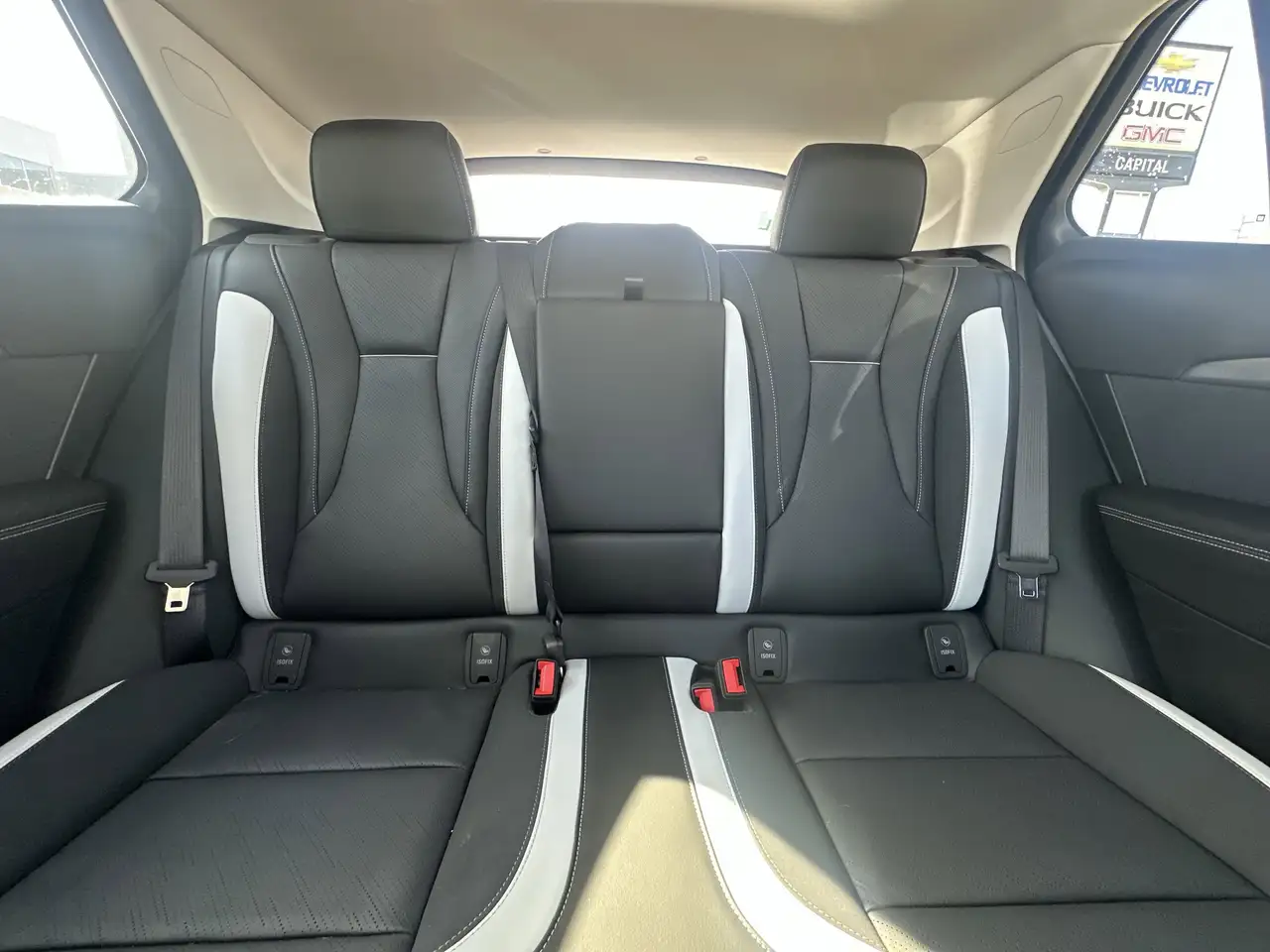 Buick Envision снимка Buick Envision