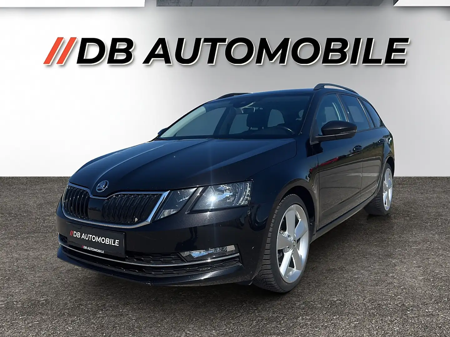 Skoda Octavia 2,0 TDI DSG, Rückfahrkamera, Neue Zahnriemen Schwarz - 1