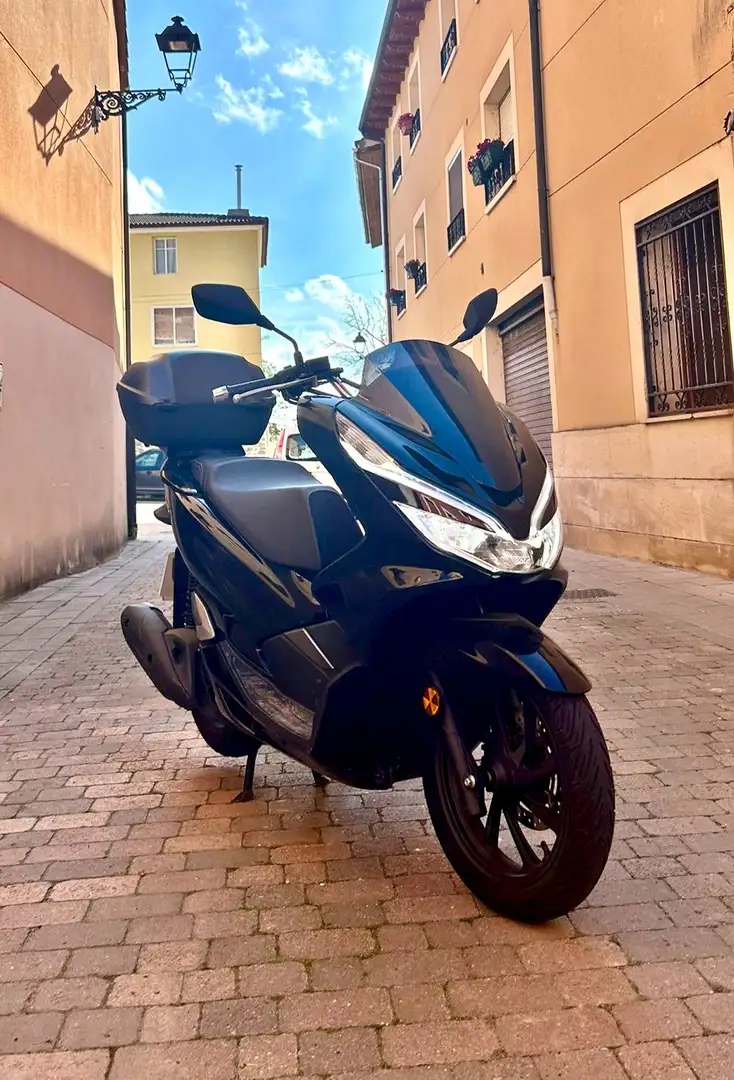 Honda PCX 125 Schwarz - 1