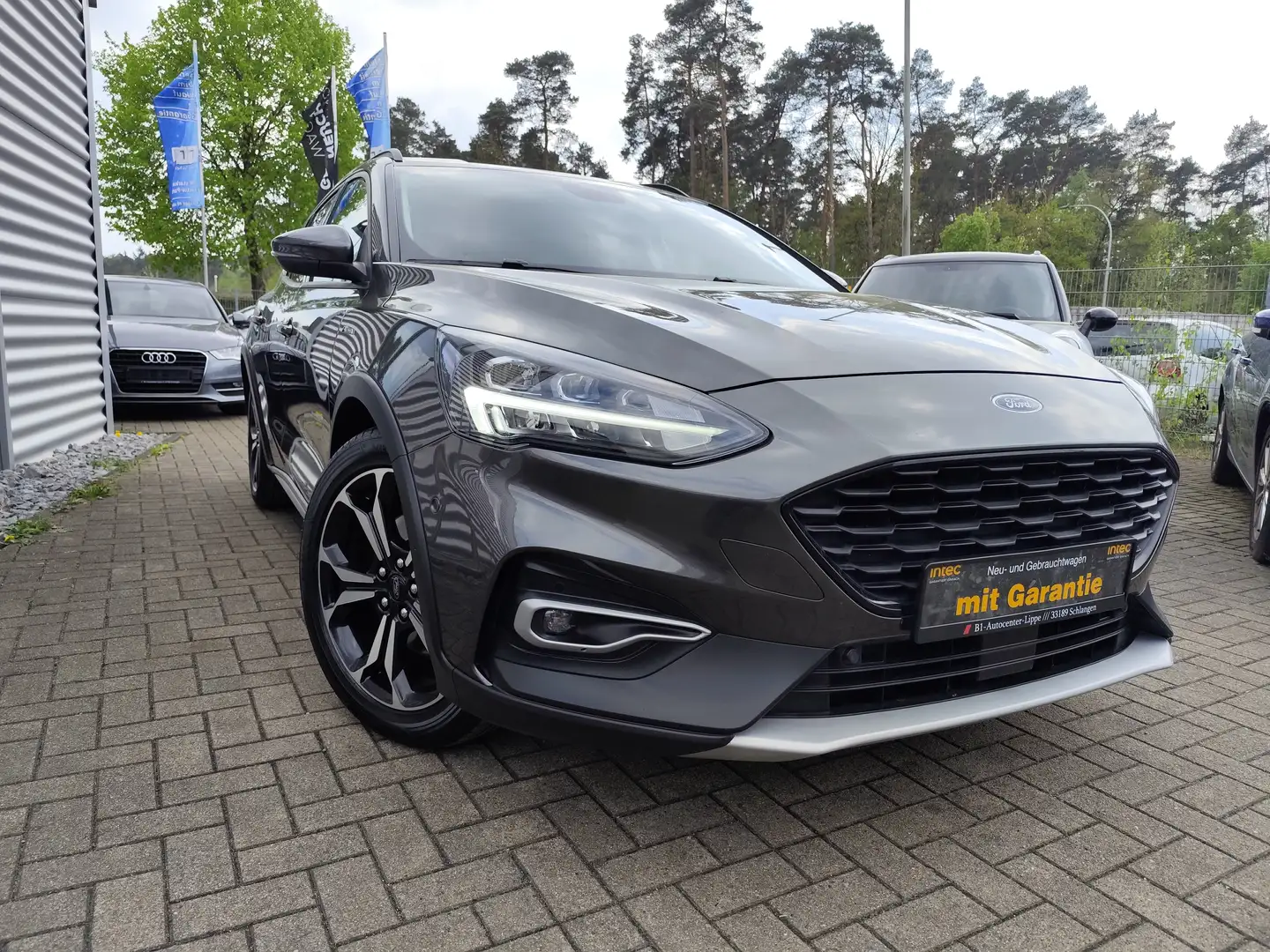 Ford Focus Active 1.5 LED Spurhalte Assis / Navi /Camera ACC Gris - 1