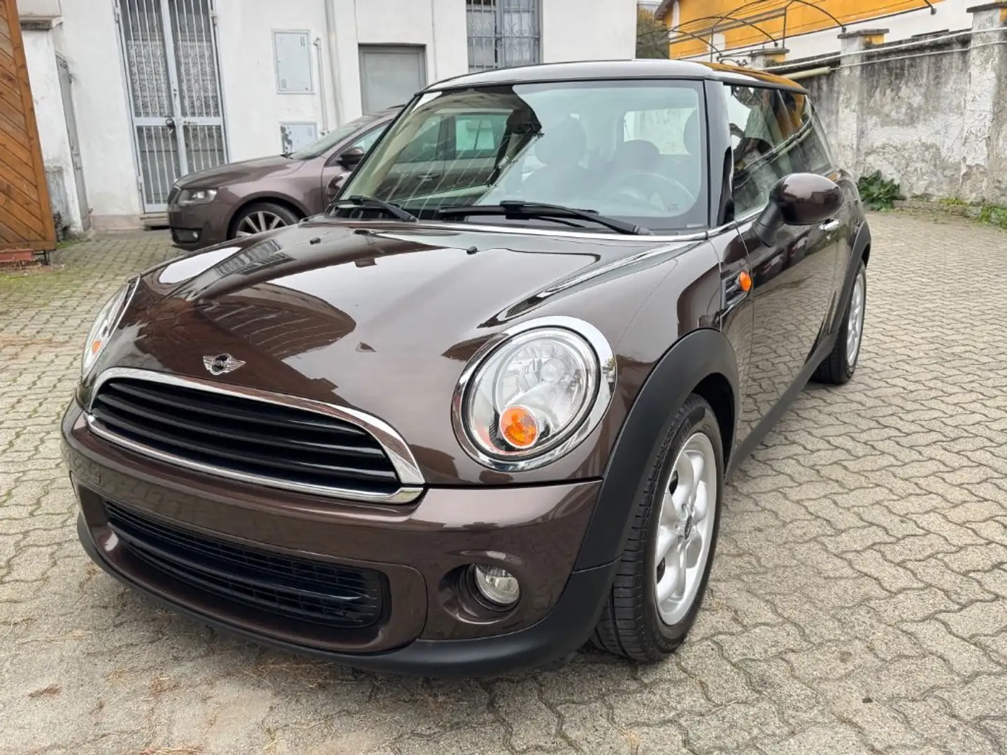 MINI One 1.6 16V  71000 KM. !! Marrone - 1