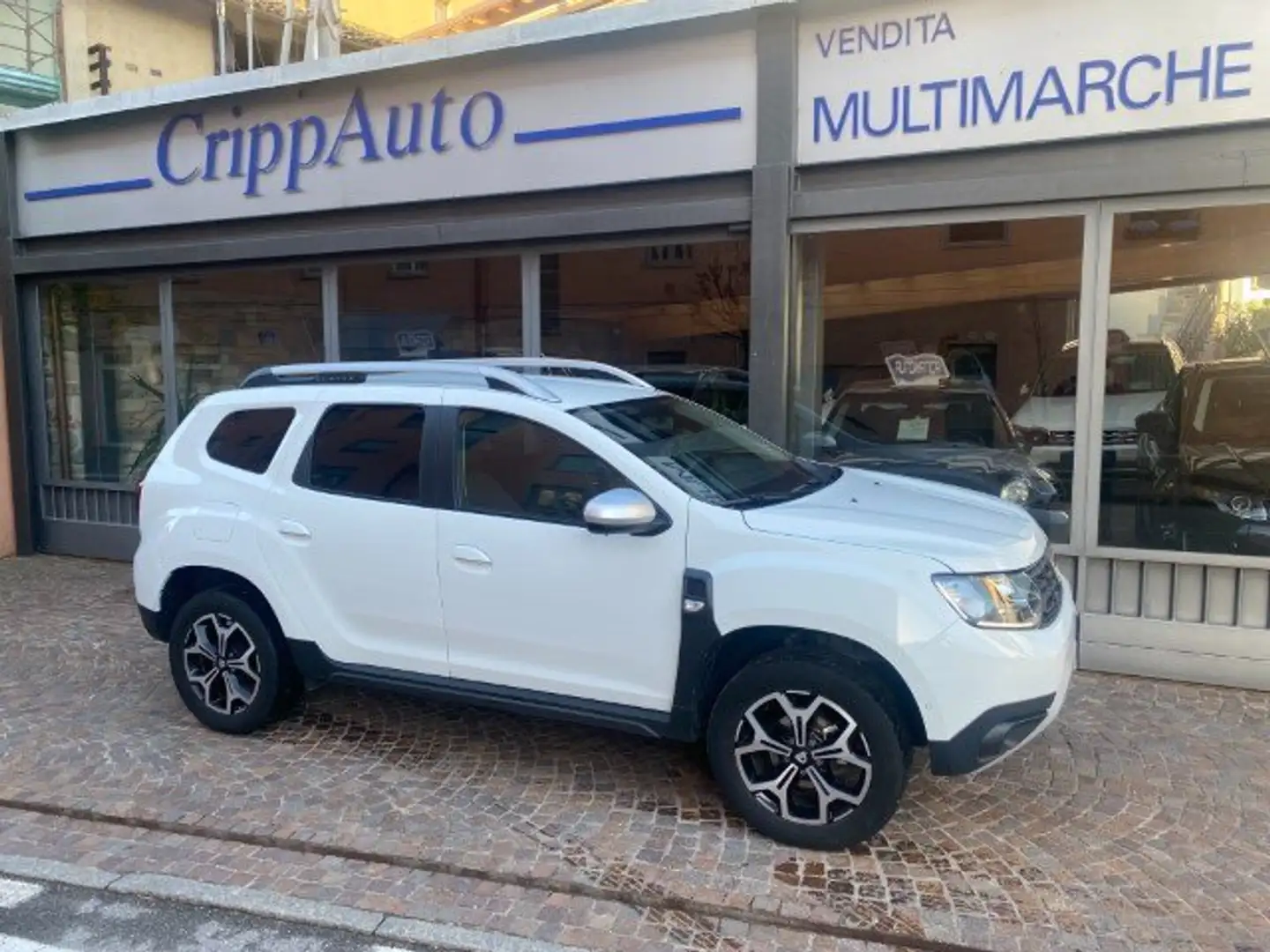 Dacia Duster 1.6 SCE Prestige GPL 4x2 Bianco - 1