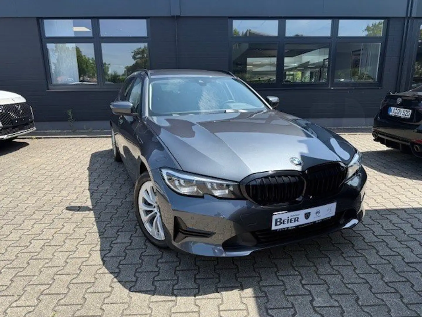 BMW 318 d Advantage Navi/ Sitzh./ Klimaau. Szürke - 1