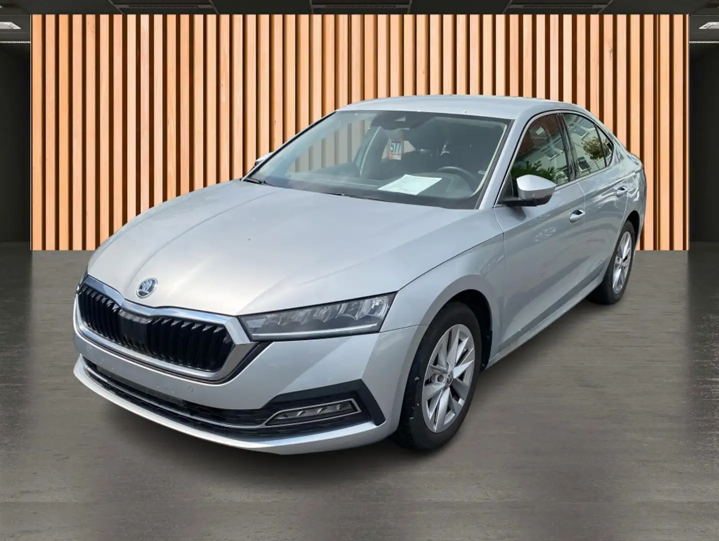 Skoda Octavia 2.0 TDI DSG Selection*SmartLink*Kamera* Silber - 2