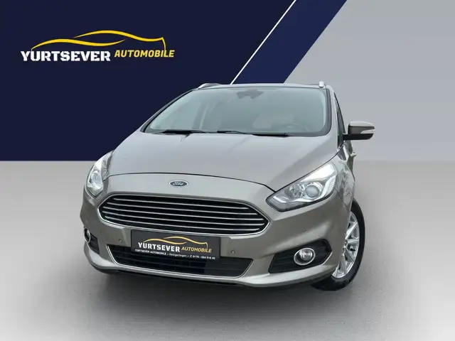 Ford S-Max S-MAX Titanium*7-SITZER*LED*NAVI*SHZ*PDC*TEMP*