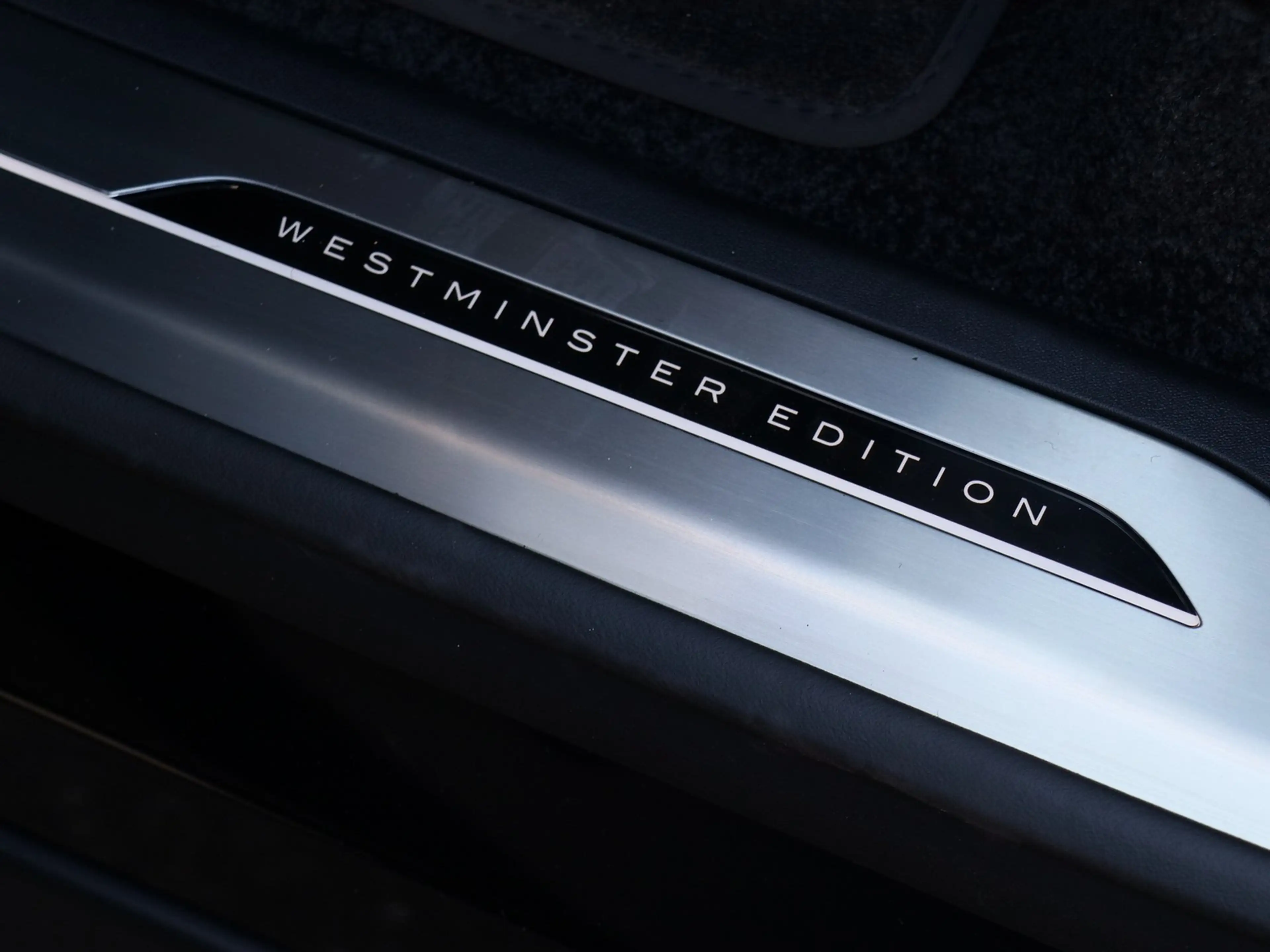 Land Rover Range Rover P460e Westminster 22" - HUD - Holzlenkrad - Sit... — photo 13