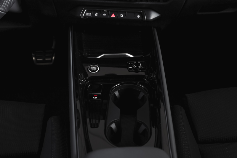 Audi Q3 1.5 e-hybrid 272 PK S edition | S/K-Panodak | Elek — photo 33