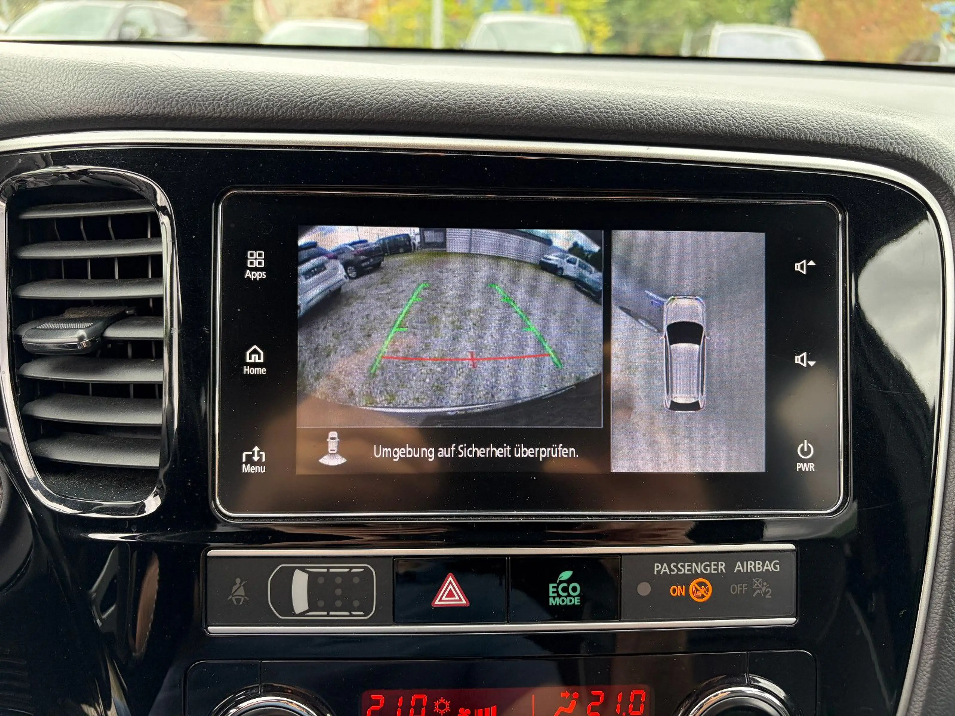 Mitsubishi Outlander Outlander PHEV Intro Edition 4WD — photo 12