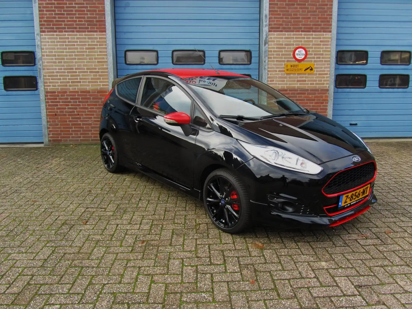 Ford Fiesta 1.0 EcoBoost Titanium X|3 deurs|nieuwe distributie Zwart - 2