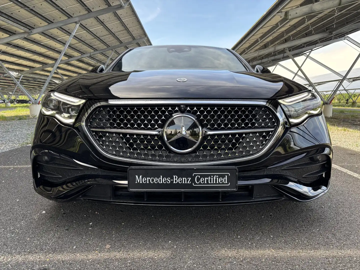 Mercedes-Benz E 300 e AMG Line | Night | Superscreen | Burmester | Tre Zwart - 2