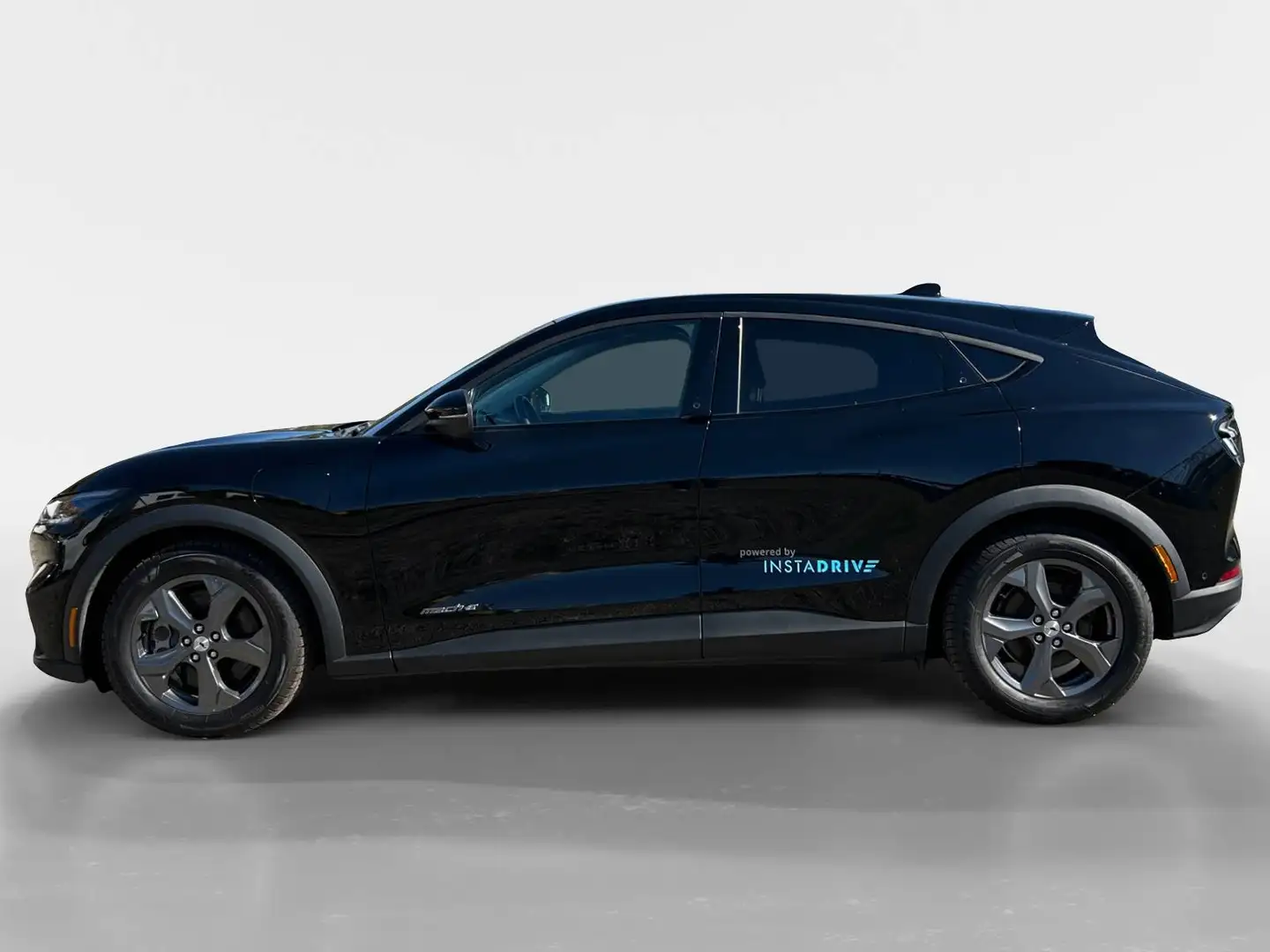 Ford Mustang Mach-E Basis Schwarz - 2