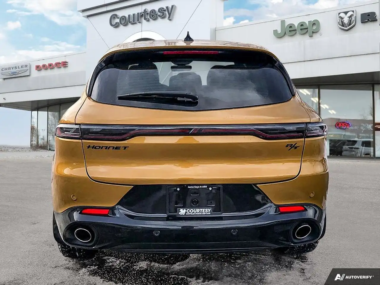 Dodge Hornet снимка Dodge Hornet