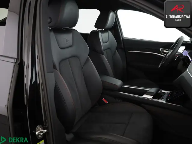 Audi Q8 E-Tron view 11