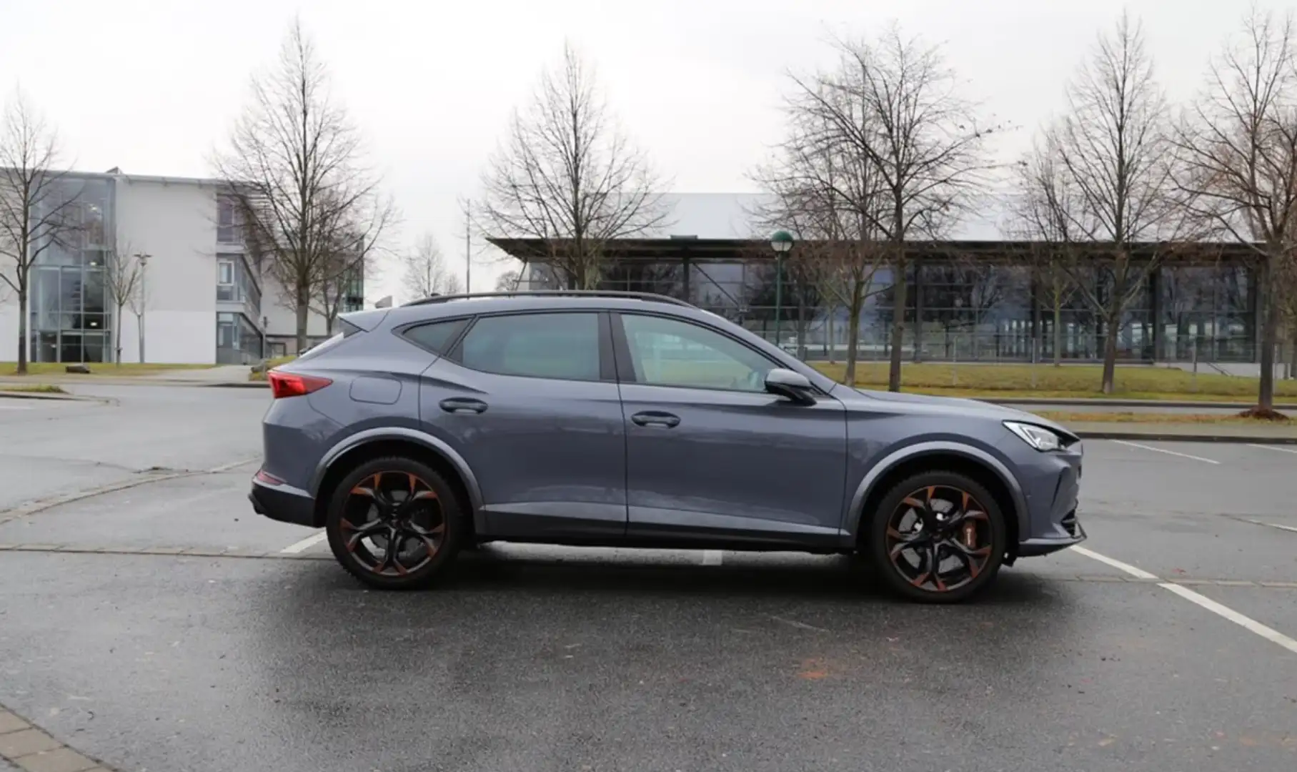 CUPRA Formentor Formentor 1.4 e-Hybrid DSG Priority Schwarz - 2