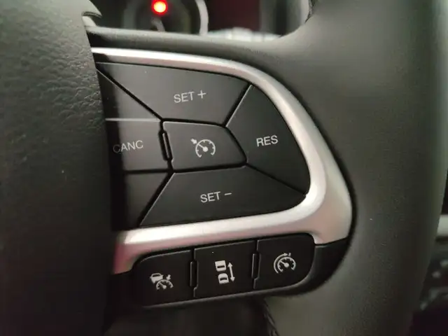 Jeep Renegade view 14