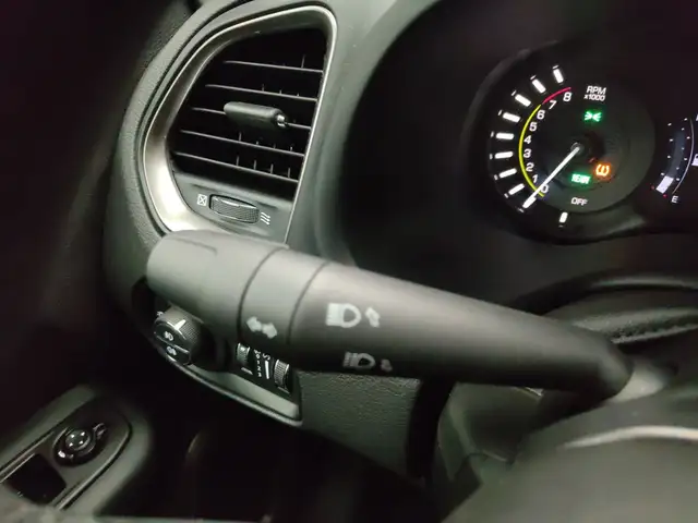Jeep Renegade view 12