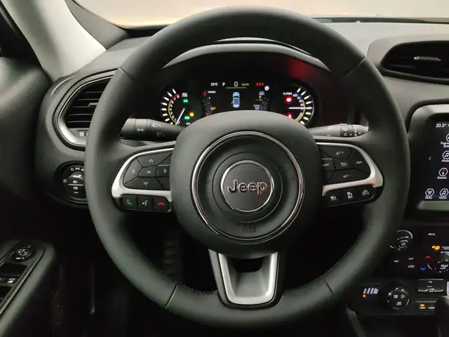 Jeep Renegade view 10