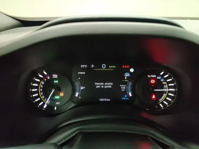 Jeep Renegade view 11