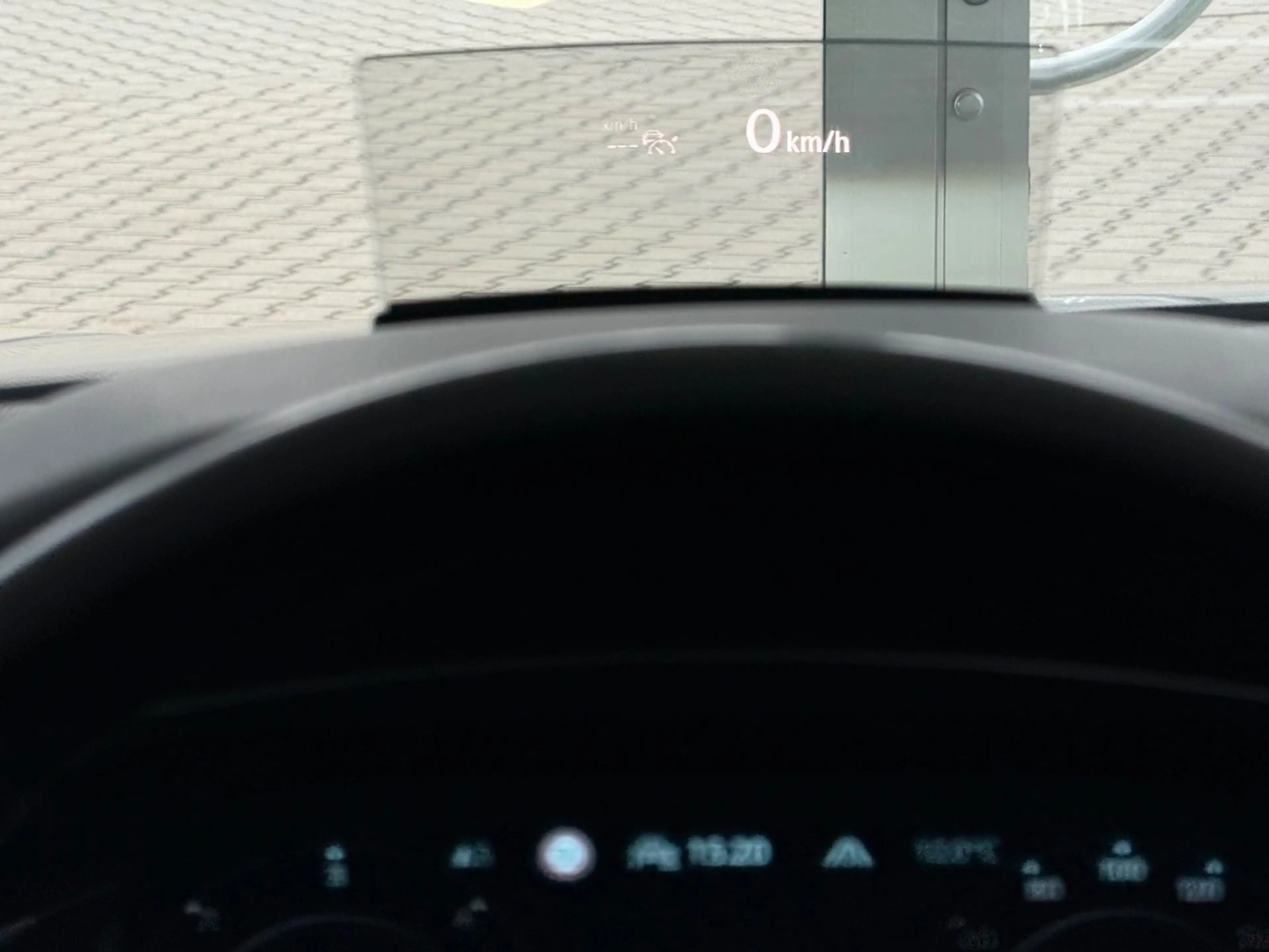 Volkswagen Tiguan Allspace Elegance 4Motion AHK 20" VOLL! — photo 17