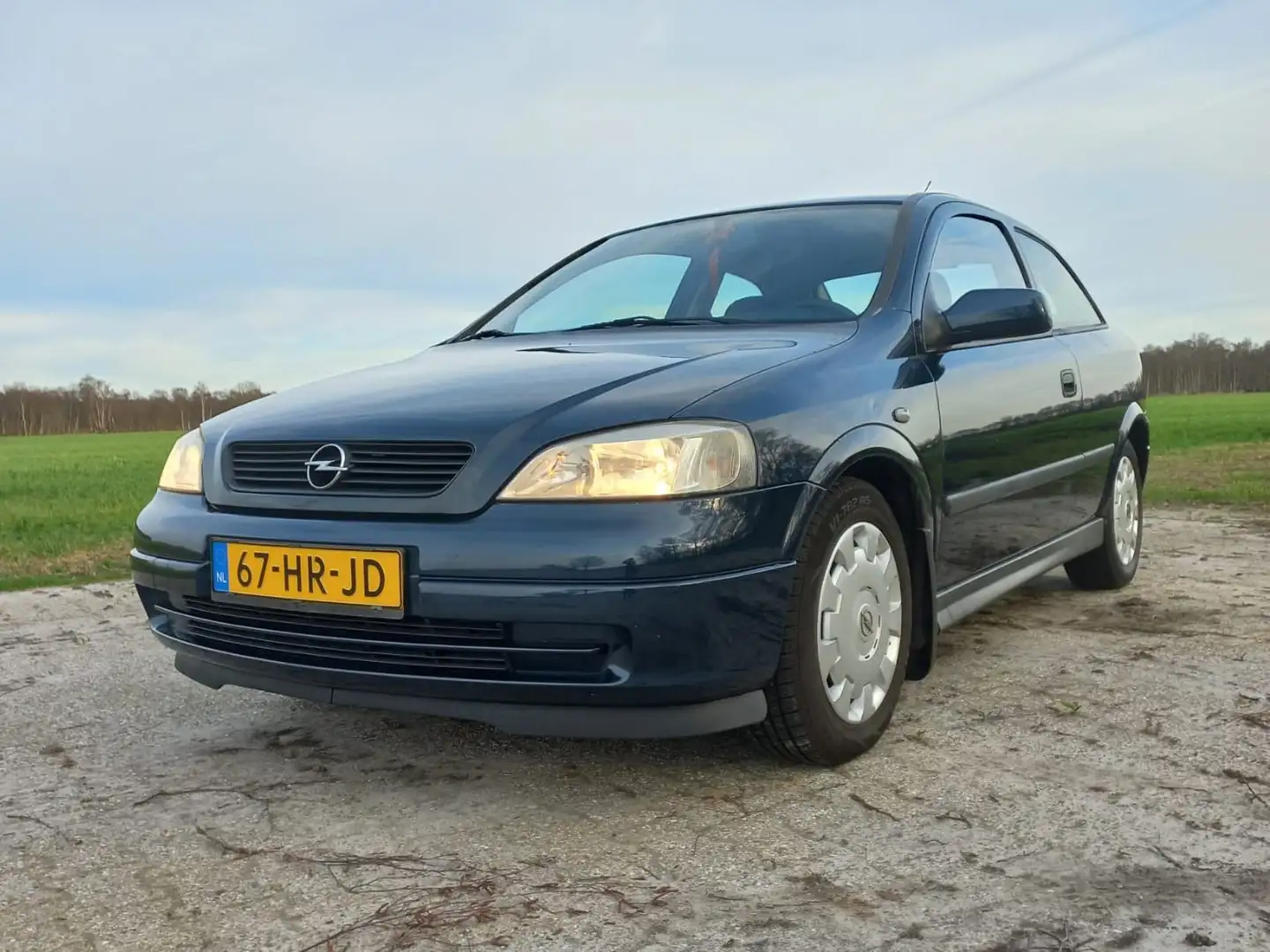 Opel Astra 1.6 GL Blauw - 1