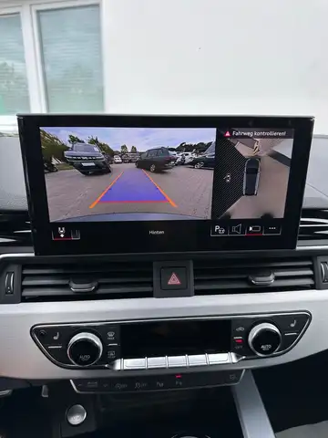 Audi A4 Avant view 13