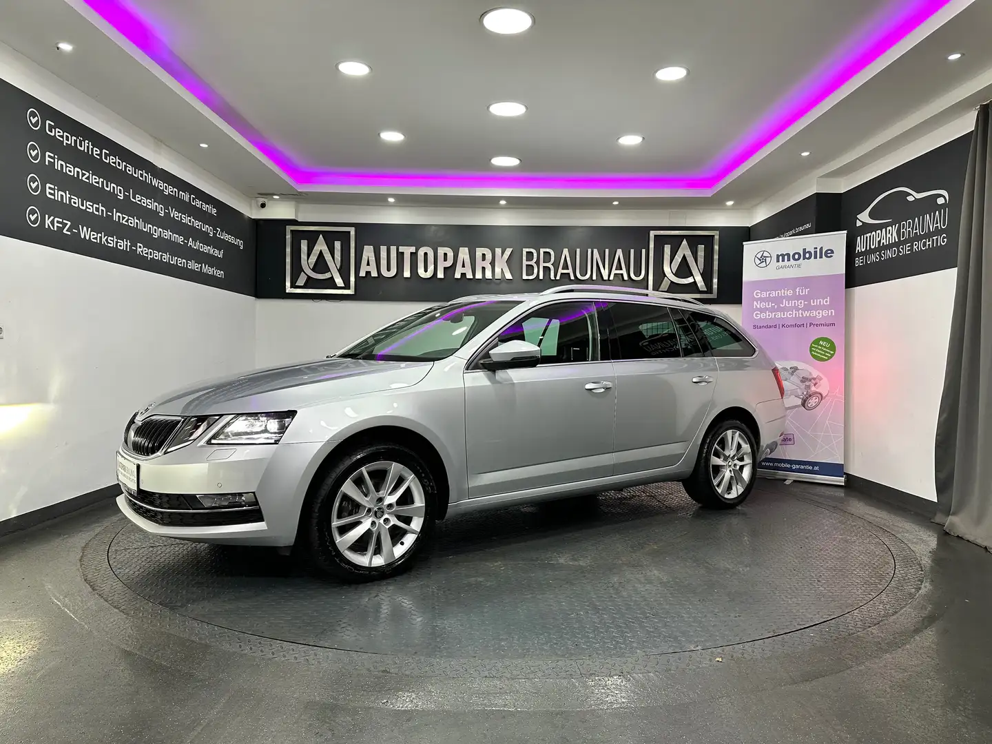 Skoda Octavia 2.0 Style Limited DSG *STANDHEIZUNG*NAVI*ACC* Gris - 2