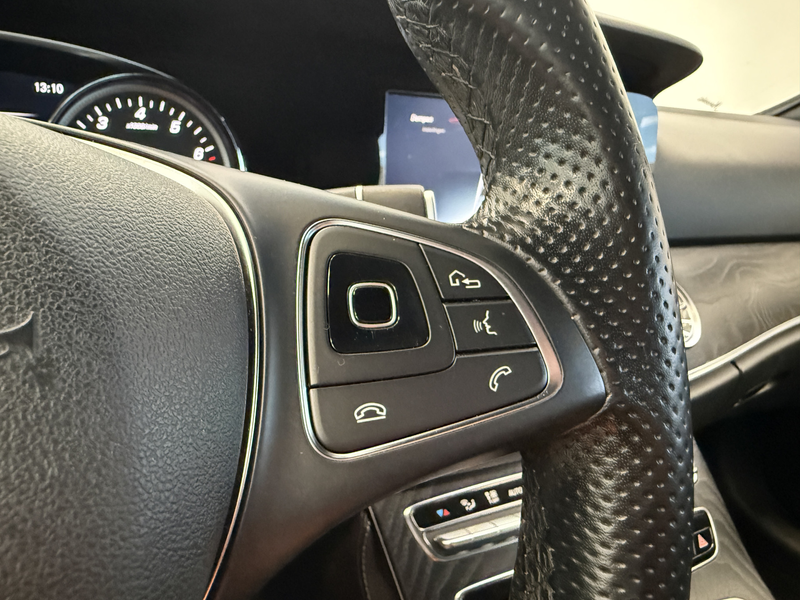 Mercedes-Benz E 200 Cabrio Cruise/Climate 19''LM — photo 10