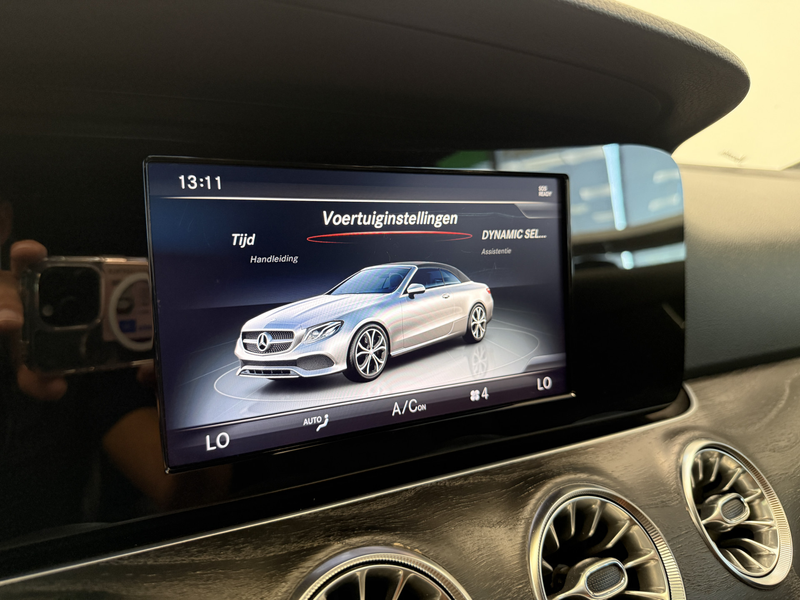 Mercedes-Benz E 200 Cabrio Cruise/Climate 19''LM — photo 16