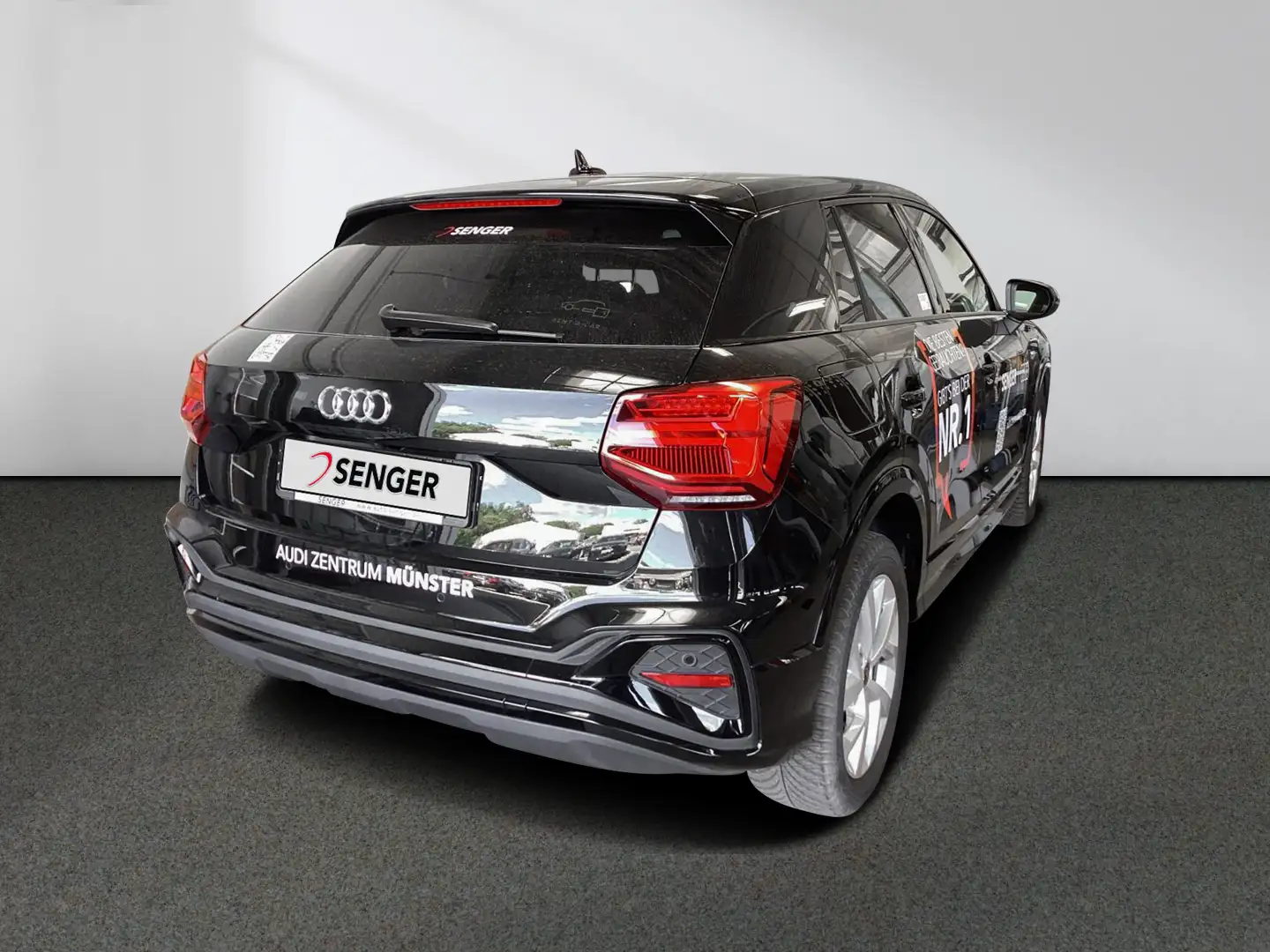 Audi Q2 35 TFSI S line MMI Matrix LED AHK Schwarz - 2